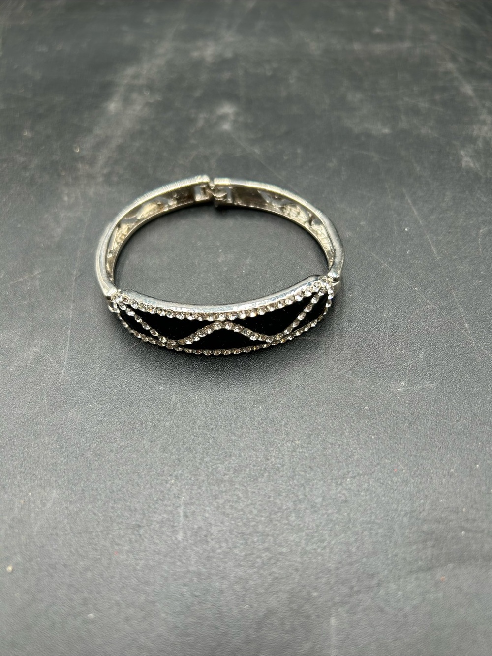 Elegant Black and Silver Crystal Wave Bangle Bracelet - Women Jewelry